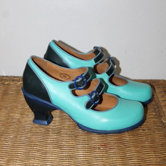 John Fluevog Teal & Navy Mary Jane Heels.  Sz. 10 - Picture 4 of 12